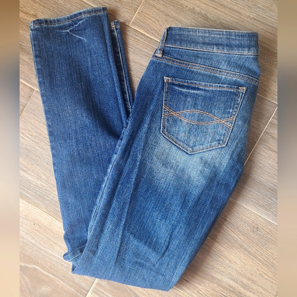 A&F Size 6 Jeans
